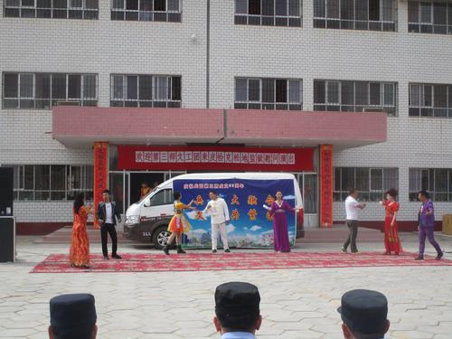 歌舞：不知道该怎么称呼您