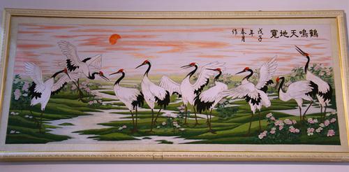 刺绣作品——鹤鸣天地宽