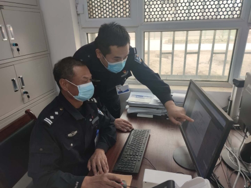 2e6888a009bd462d0a781677b90bfdf