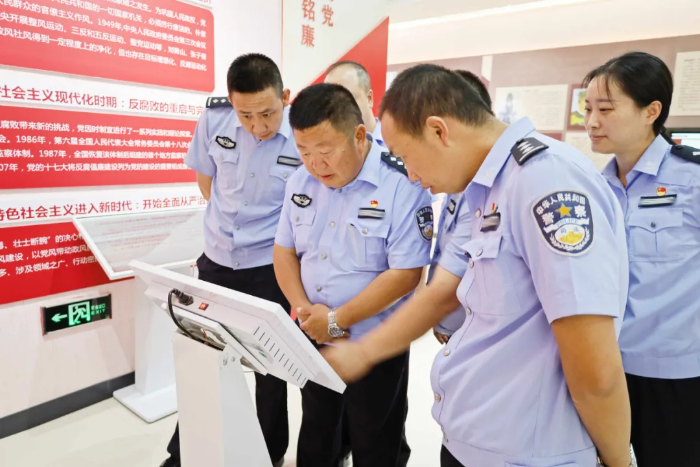 图片2.png 图片2.png